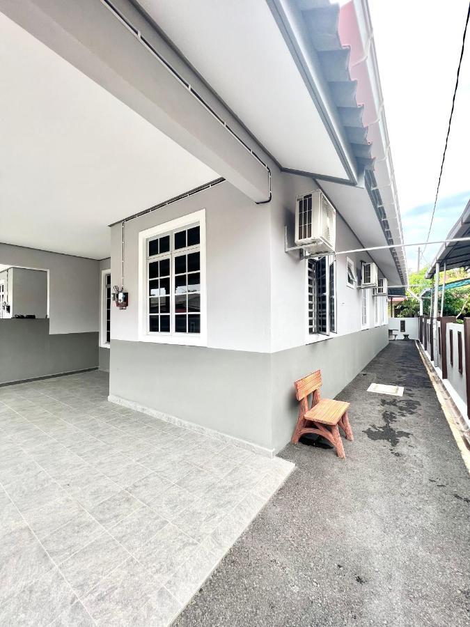Teratai Homestay 3 Batu Buruk Куала Теренгану Екстериор снимка